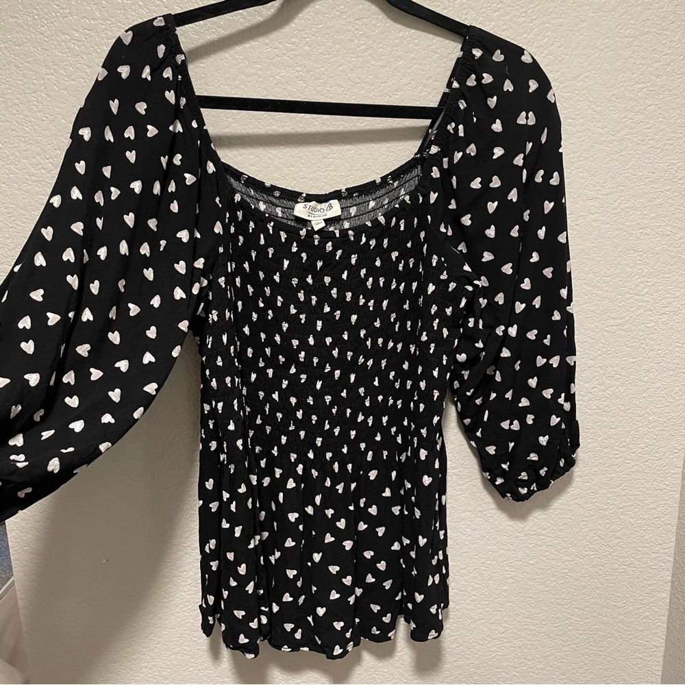 Bobeau Peplum top with hearts size L